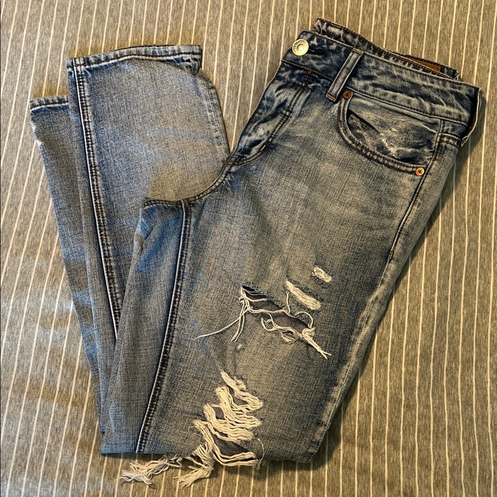 American Eagle Outfitters Blue Distressed Boyfriend Jeans